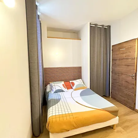 Maison De Confort A Et A 10 Minutes A Pied De La