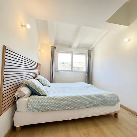 Holiday home Maison De Confort A Et A 10 Minutes A Pied De La Cannes